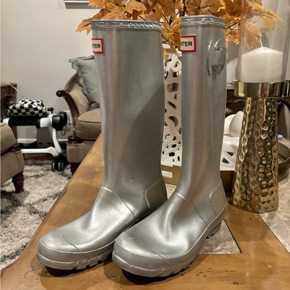 Hunter Silver Metallic Rainboots - Picture 4 of 7